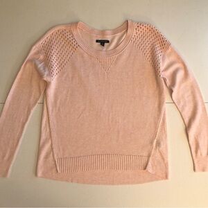 American Eagle Outfitters Women's Long Sleeve Pink Sweater Size M